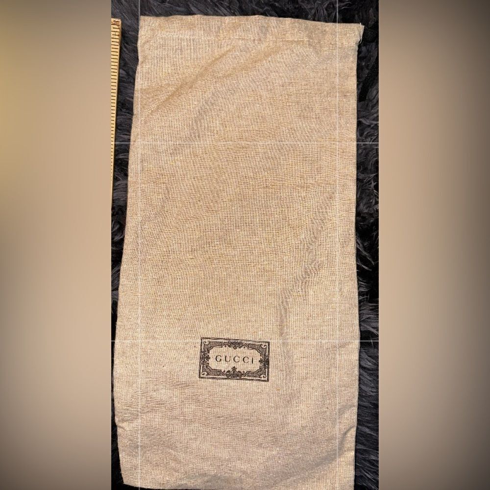 Gucci drawstring duster bag